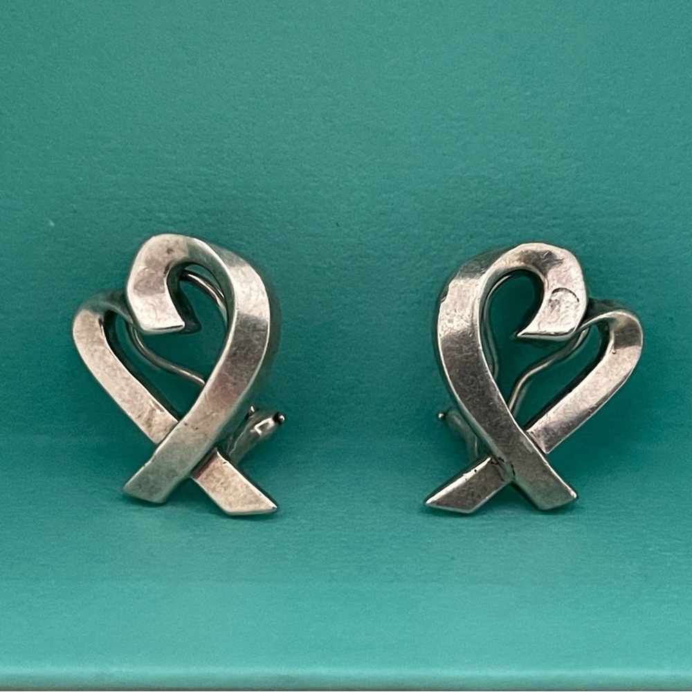 Vintage Tiffany & Co Paloma Picasso  Loving Heart Earrings.